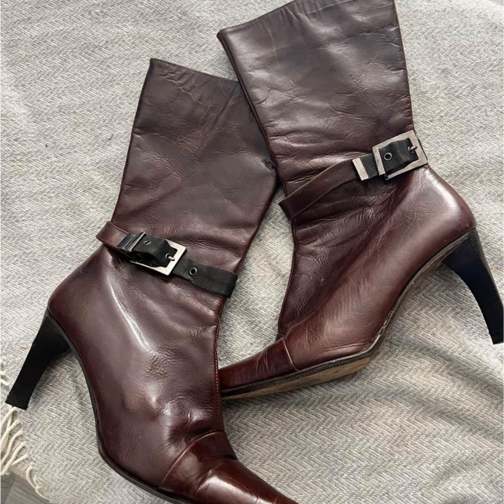 Kenneth Cole leather boots w removeable buckle straps